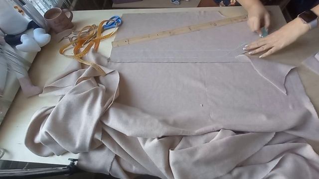 Тёплый кардиган на пуговицах.Без выкройки за 20 минут. смотреть онлайн