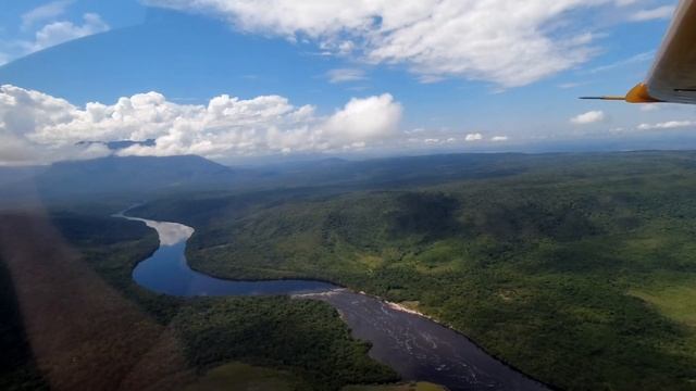 Венесуэла, экскурсия в Канайму, водопады Анхель и Сапо смотреть онлайн