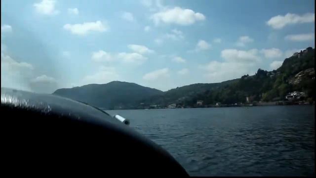 озеро Комо, полет на Цесне смотреть онлайн