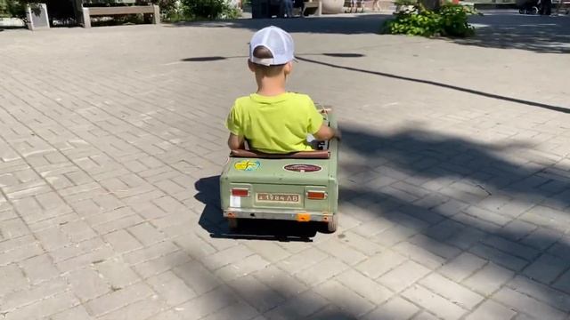 КУПИЛ 2 АЙФОНА И ИХ СРАЗУ У МЕНЯ ОТЖАЛИ смотреть онлайн