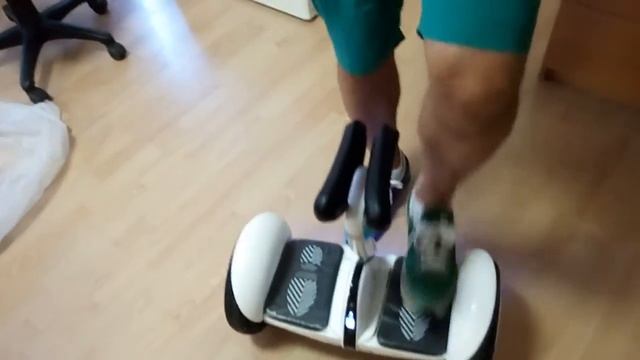 Xiaomi NineBot Mini Настоящий робот смотреть онлайн