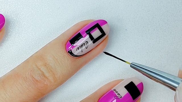 Дизайн 2022 ? УЛЬТРАМОДНЫЕ ногти СЕБЕ / маникюр левой рукой / рисунки / геометрия / nail ideas смотреть онлайн