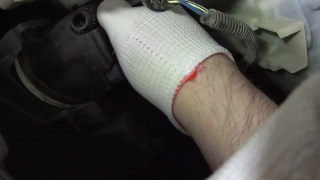 Toyota Camry 50 ( замена ламп в птф на диодные ) смотреть онлайн