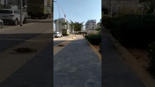 Зарплата в Израиле для туристов и беженцев. Обращайтесь для трудоустройства WhatsApp: +972559662178 смотреть онлайн