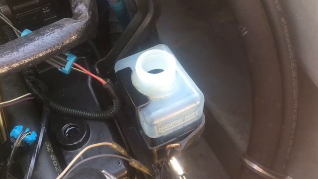 Техническое обслуживание двигателя MerCruiser 3.0 Лодка Bayliner 175 смотреть онлайн