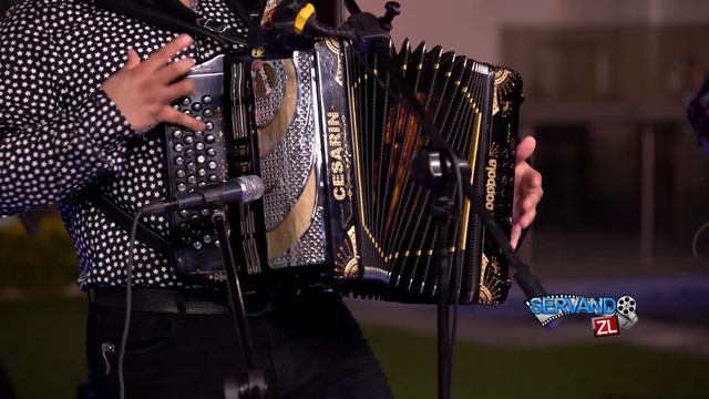 Nivel C - Gente Envidiosa (En Vivo 2023) смотреть онлайн