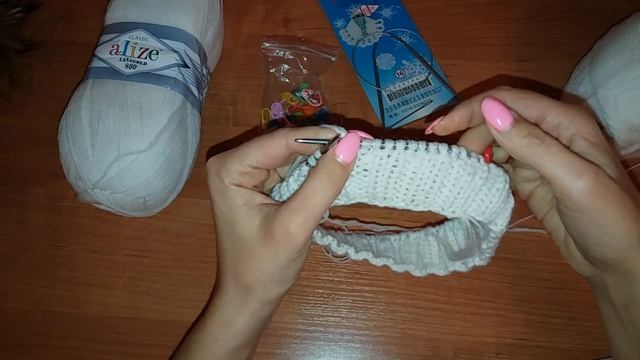 Комплект для девочки спицами шапка, снуд и Варежки. (Часть 1. СНУД ) смотреть онлайн