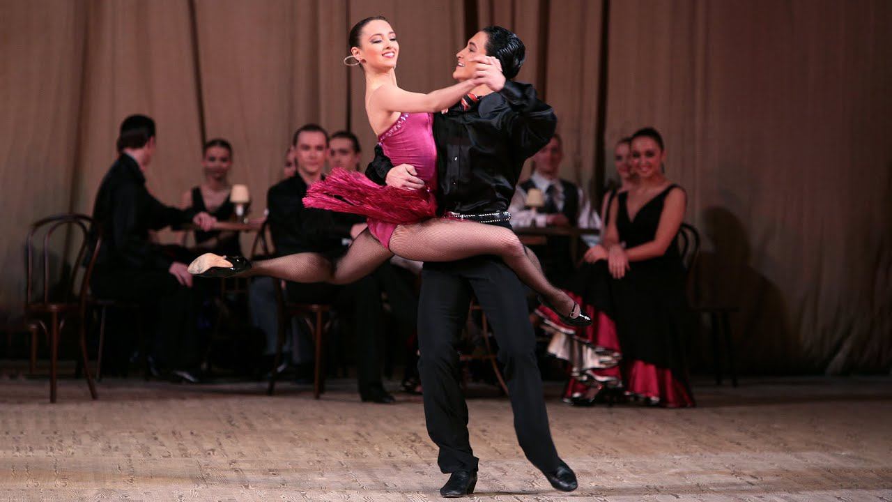 21, 22 января - "Вечер в Таверне" в КЗ им П.И.Чайковского. Балет Игоря Моисеева. смотреть онлайн