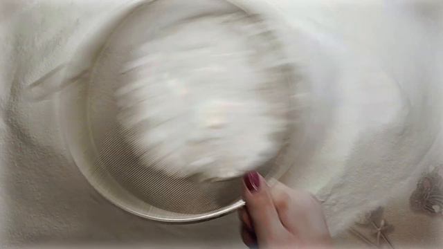 ASMR White baking soda crushing. I will crunch for you with simple forms смотреть онлайн