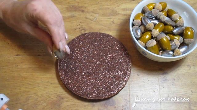 Потрясающая идея из простых материалов своими руками к Рождеству и Новому Году. смотреть онлайн