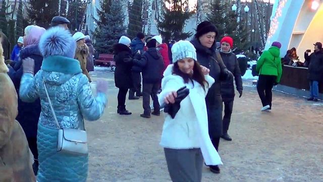 Потерял я Любовь Танцы в парке Горького Харьков Декабрь 2021 смотреть онлайн
