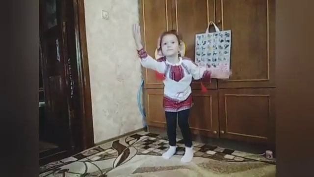 "Український гопачок ", виконує Котова Злата смотреть онлайн