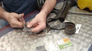 Ремонт опрыскивателя без ремкомплекта . Восстановление клапана садового насоса в домашних условиях