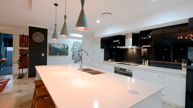 7 Jinatong Loop, Dawesville - JUST LISTED