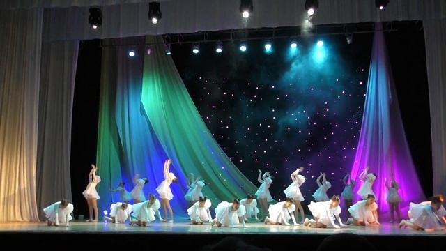 Шоу-балет "Алиса". Группа Одуванчики. смотреть онлайн