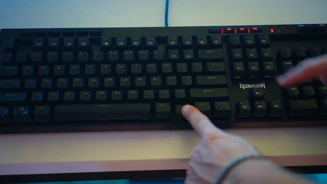 Review - Redragon K580 PRO VATA Full Size Mechanical Gaming Keyboard смотреть онлайн