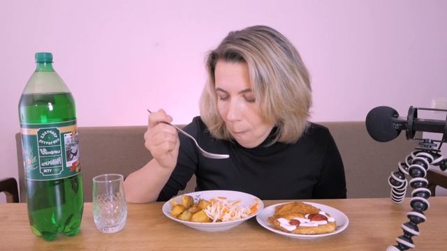 MUKBANG | ОТБИВНЫЕ С КАРТОШКОЙ ПО СЕЛЯНСКИ | ASMR| EATING SOUNDS смотреть онлайн
