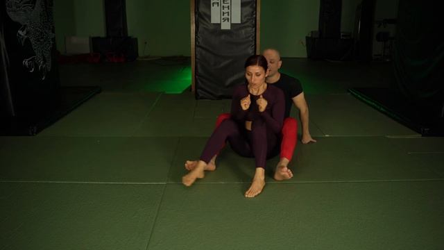 Джиу джитсу. Бэк маунт. Полный обзор. Выходы, сабмишны, контроль. Базовый уровень. смотреть онлайн