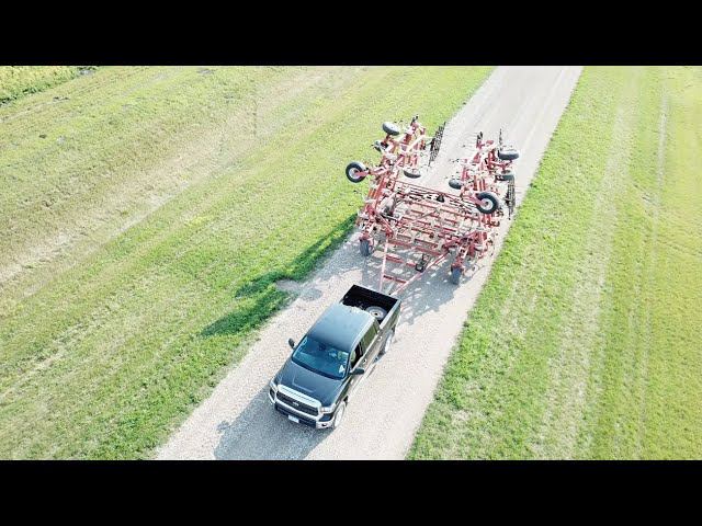 Негабарит. Как организовано движение сельхозтехники в Северной Америке. смотреть онлайн