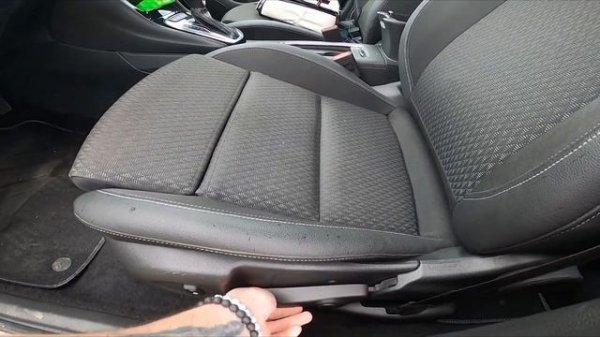 How to Change Seat Position in Opel Astra K ( 2015 – 2022 ) - Adjust Seat Position