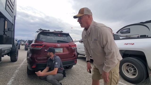 F550 "How To Earthroamer DIY" Truck Camper | Super Single 'Severe Duty' Conversion by BDL Design смотреть онлайн