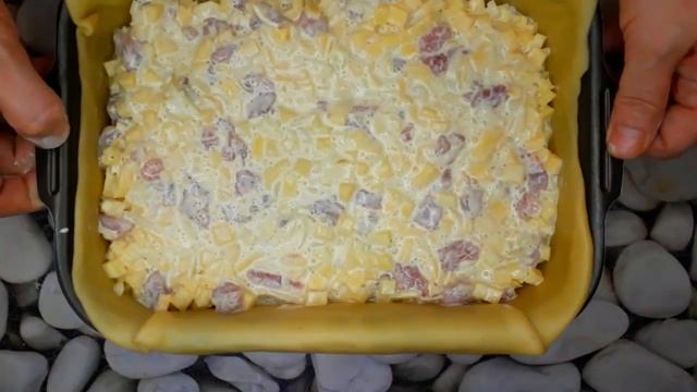 Пирог с мясом и картошкой из пресного теста !!! Как украсить пирог легко и красиво ! смотреть онлайн