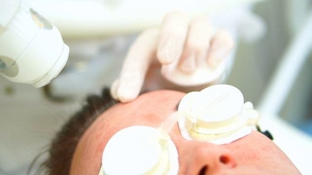 Лазерное удаление новообразований смотреть онлайн