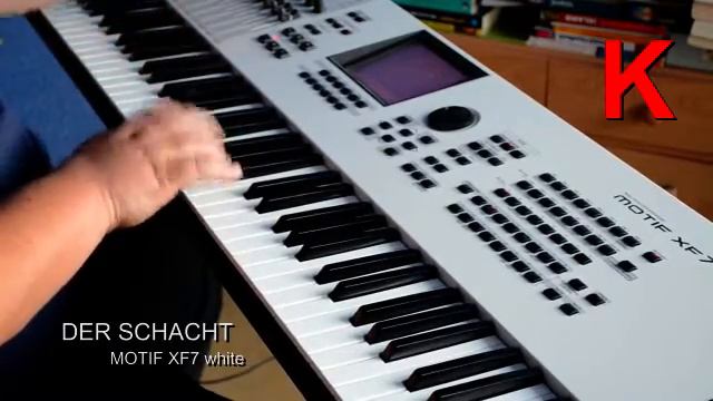MOTIF XF7 white live смотреть онлайн