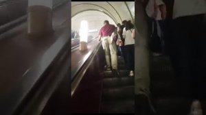 «Чеховская» станция метро серая ветка. Переход на Тверскую зелёную ветку метро
