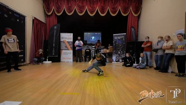 Арсений Butovo vs Aрина Фризен l 1/2 Superjuniors | Реакция-2021 смотреть онлайн