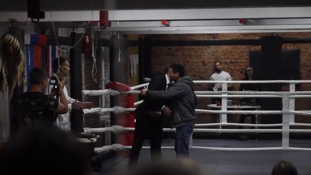 Праздник в Mad Max Dojo смотреть онлайн