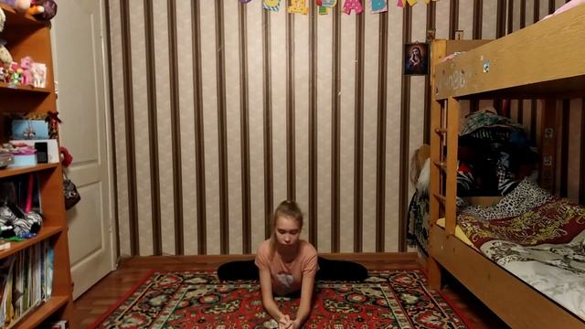 Поперечный шпагат. Как сесть на поперечный шпагат в домашних условиях за 5 мину в день. Упражнения смотреть онлайн
