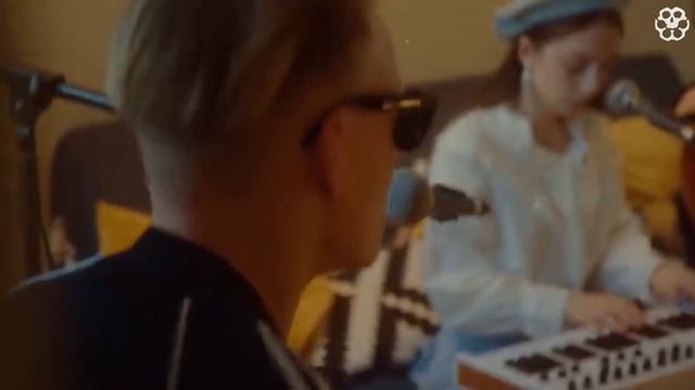 KARNAVAL ПЛАГИАТИТ ДОРУ? ЧТО НЕ ПОДЕЛИЛИ ДЕВУШКИ - ДОРАДУРА VS ПСИХУШКА (ДОРА И КАРНАВАЛ - КОНФЛИКТ