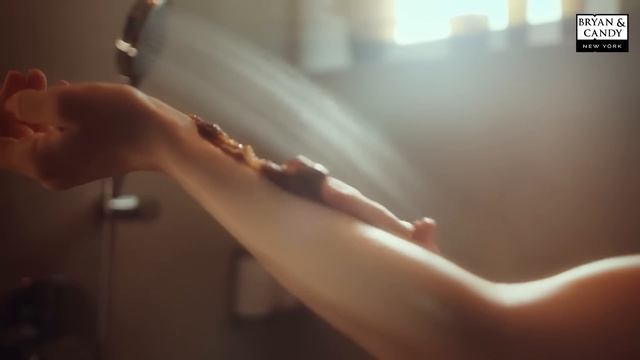 Elli AvrRam’s new obsession with Coffee: Bryan & Candy’s Coffee Sugar Body Scrub | Choco Body Butte смотреть онлайн