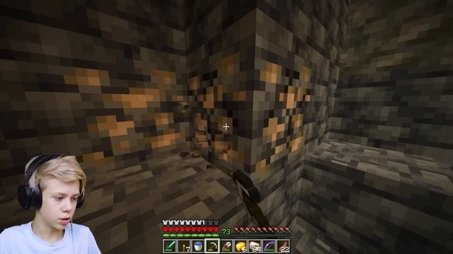 Выживание в Пещере на Режиме Хардкор | Майнкрафт Хардкор #16 смотреть онлайн