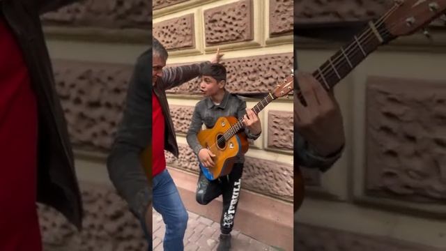 Гімн ❤️❤️❤️Дуже круто співає смотреть онлайн