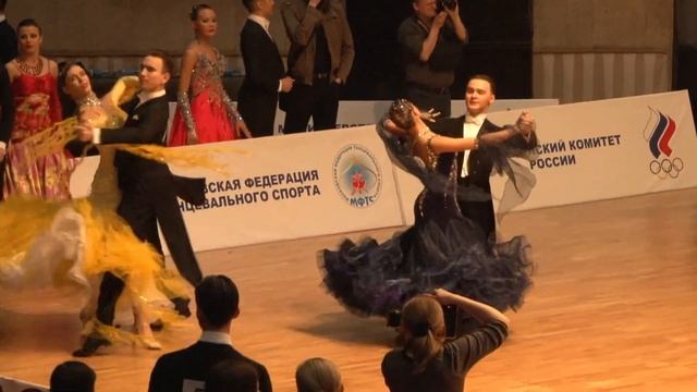 English (slow) Waltz / Медленный вальс смотреть онлайн