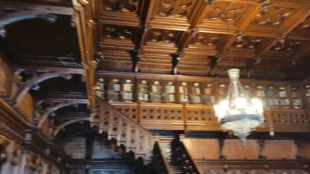 ГОПНИКИ В ПИТЕРЕ/ ЭРМИТАЖ / ДОЛГОЖДАННАЯ ВСТРЕЧА В БАРЕ ТРИ МЕТЛЫ смотреть онлайн