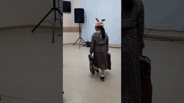 М.Пляцковский "Как Ослик Алфавит учился уважать старших" смотреть онлайн