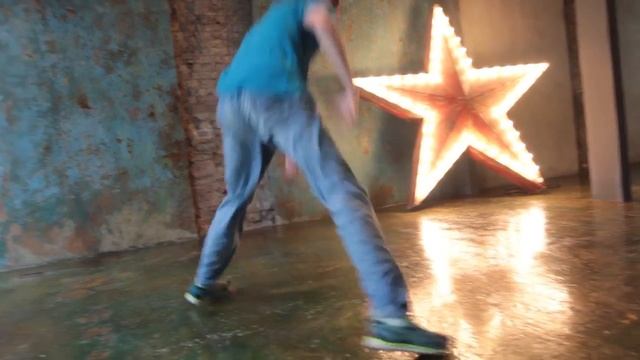 Павел Образцов Учитель танцевальной школы "MyWayDance" смотреть онлайн