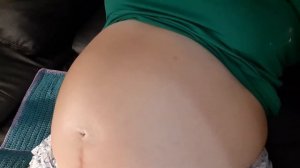 как малыш крутится в животике у мамочки будущая мама беременность