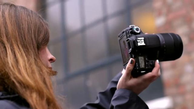 EOS 77D Product Video RU H264 смотреть онлайн