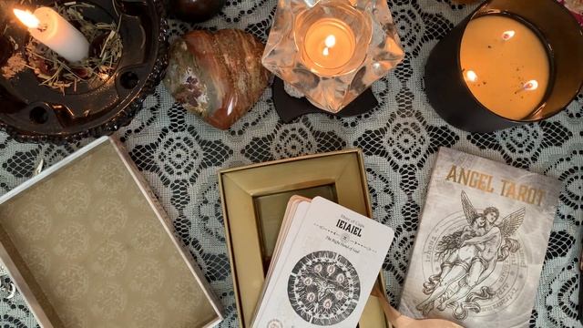TAROT & ORACLE DECKS FOR THE LONELY TIMES/PATH #Decksforlonelytimes смотреть онлайн