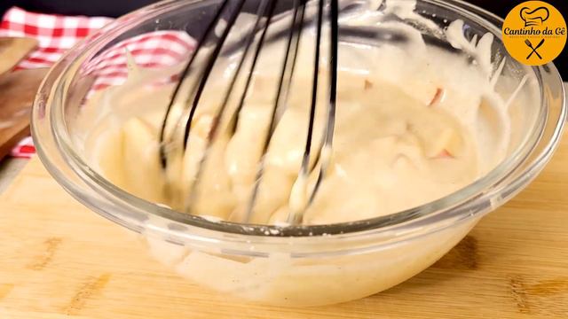 O famoso bolo que está enlouquecendo o mundo! Rápido e fácil com apenas 1 ovo! Cantinho da Gê смотреть онлайн