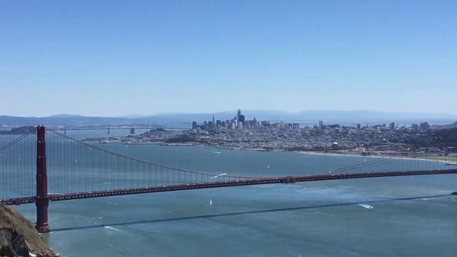 Вид на  Сан Франциско и залив San Francisco And Bay