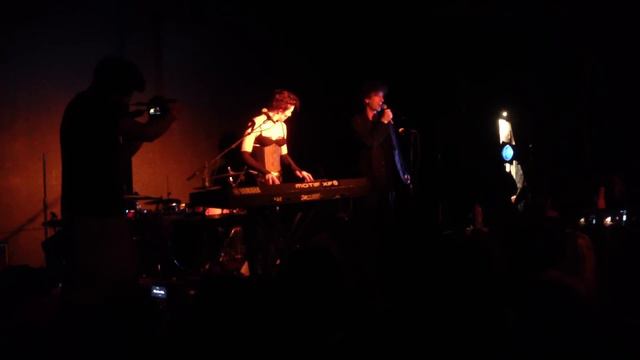 Neil Gaiman and Amanda Palmer perform "The Problem With Saints" in Puerto Rico смотреть онлайн