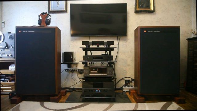 JBL 4344 @ Gryphon Diablo 300 смотреть онлайн