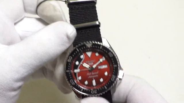 Обзор новой лимитки SEIKO SRPE83K1 5 Sports Brian May Red Special смотреть онлайн