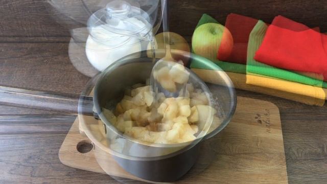 ? Яблочный мусс с манкой — видео рецепт. Готовим простой десерт из манки и яблок, родом из СССР! смотреть онлайн