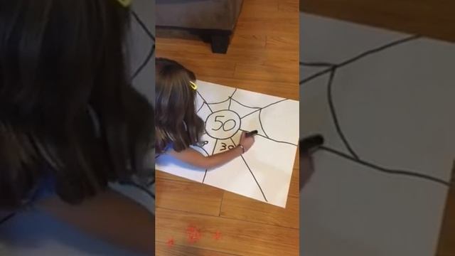 Sayda K Halloween spider game смотреть онлайн